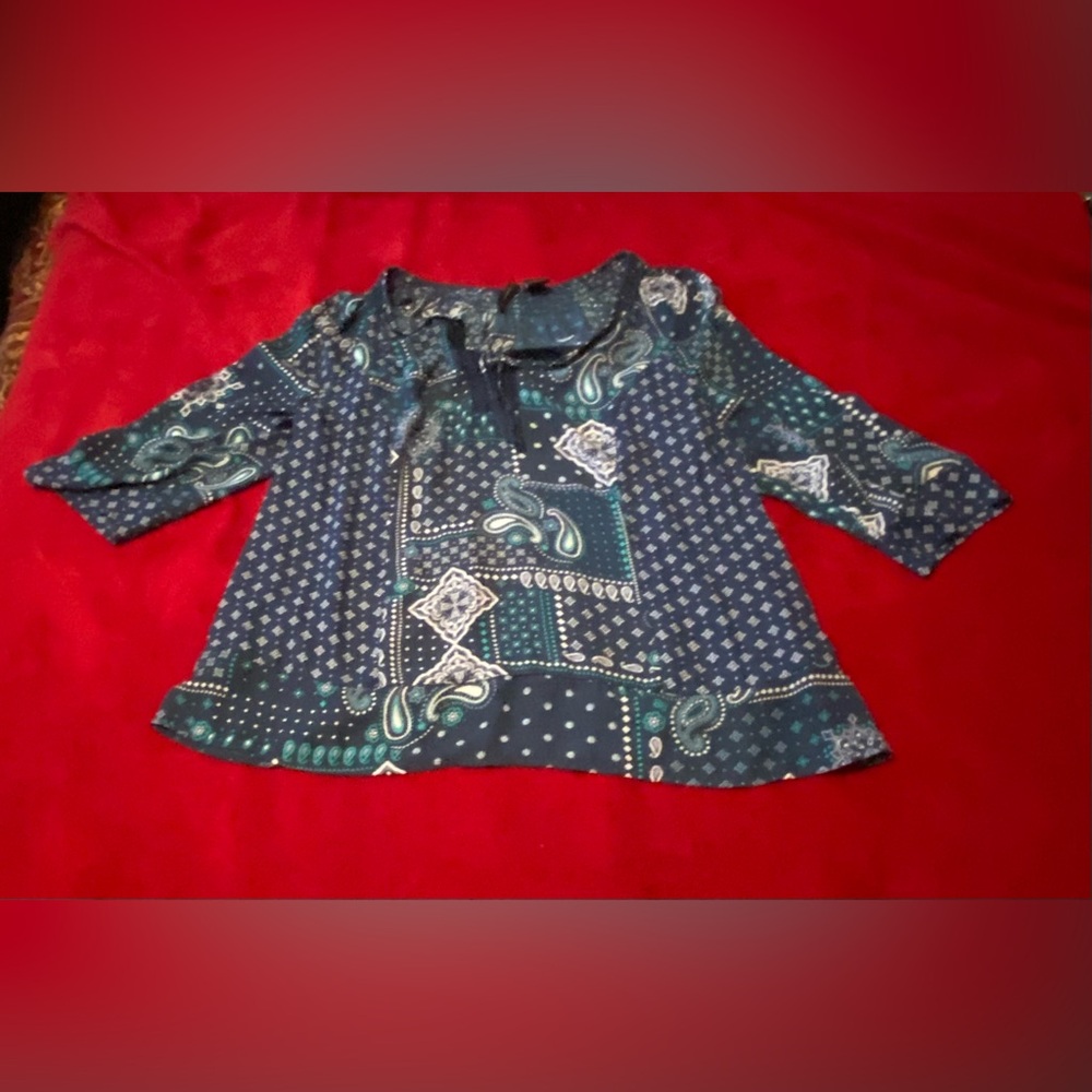 New Directions top — Women’s: Size XL — multi patterned top — Great Condition